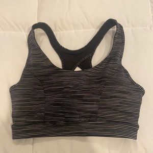 Women’s Sports Bra